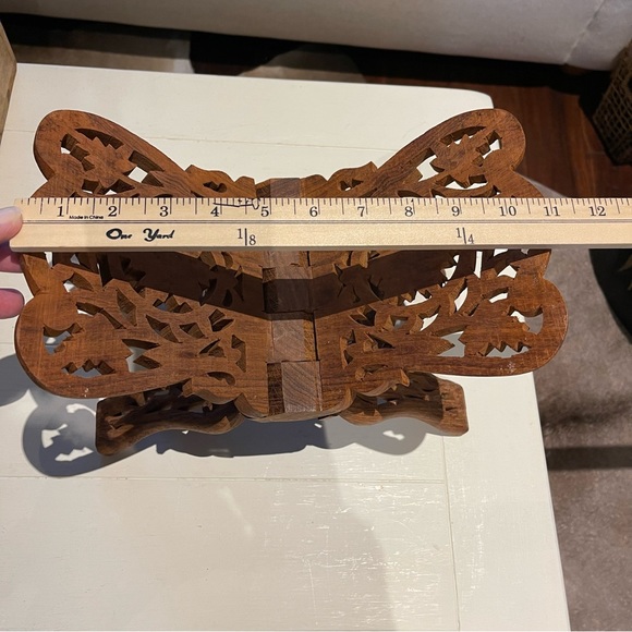 Vintage Carved Wooden Book Stand Holder Bible Prayer Book Cookbook Folding - Picture 11 of 13